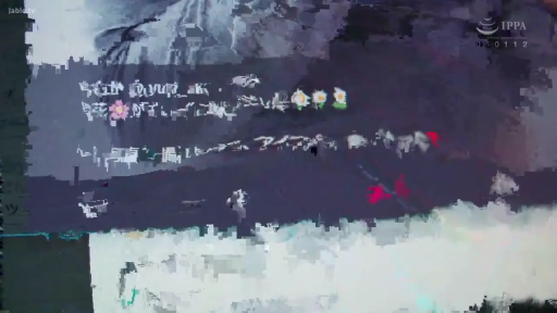 盆栽 · 顔のクローズアップ · 窗边 · 温柔微笑 · 灰色V领衫 · 捧花姿势 · 观察植物 · 清新风