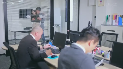 拥抱 · 专注 · 办公室 · 全景 · 办公用品 · 办公 · 西装 · 职场