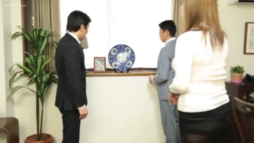 卧室 · 口交 · 床 · 面部特写 · 张嘴 · 视角 · 学生服 · 跪立