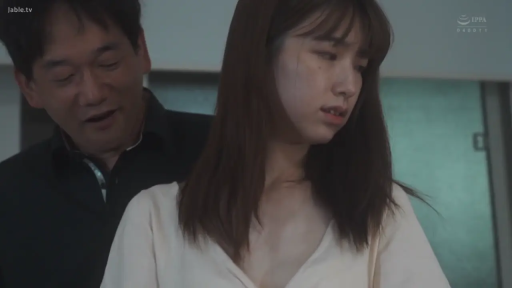 室内 · 脸部 · 痴汉 · 厌恶 · 白色上装 · 背部贴近 · 骚扰行为