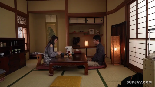 室内 · 剪影 · 雕塑 · 凶猛 · 木雕熊