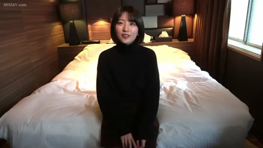 室内 · 脸部 · 全裸 · 陶醉 · 呻吟 · 俯首