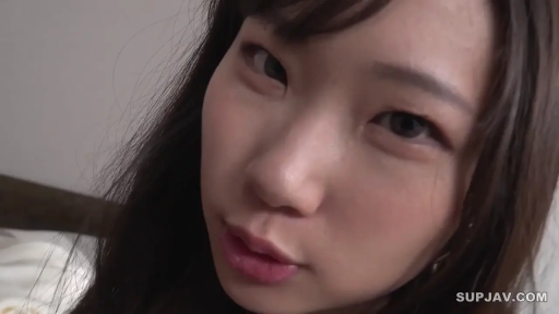 胸部 · 揉乳 · 站立 · 扶手 · 痛苦 · 毛衣 · 痴汉 · 电车