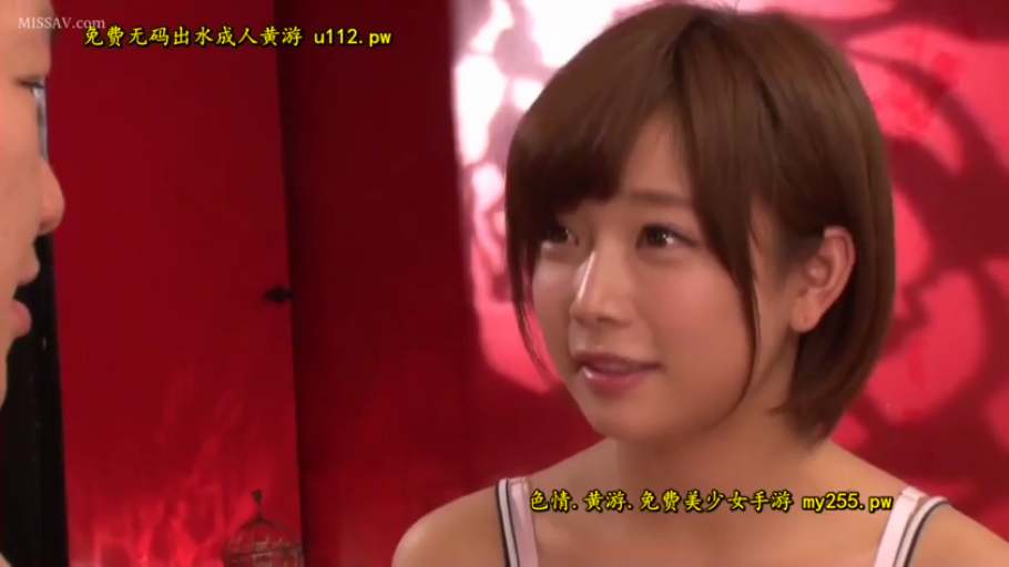 室內 · 面部 · 吊帶