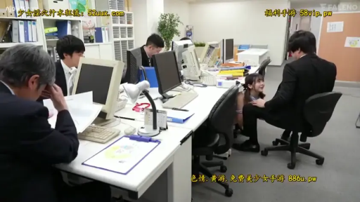 办公室 · 蹲姿 · 微笑 · 仰视 · 职场诱惑 · 办公电脑 · 职场套装