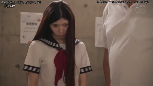 室内 · 站立 · 半身 · 水手服