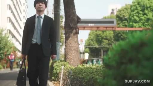卧室 · 性行为 · 白背心 · 微笑 · 丝袜控 · M字开腿 · 私处 · 按摩椅