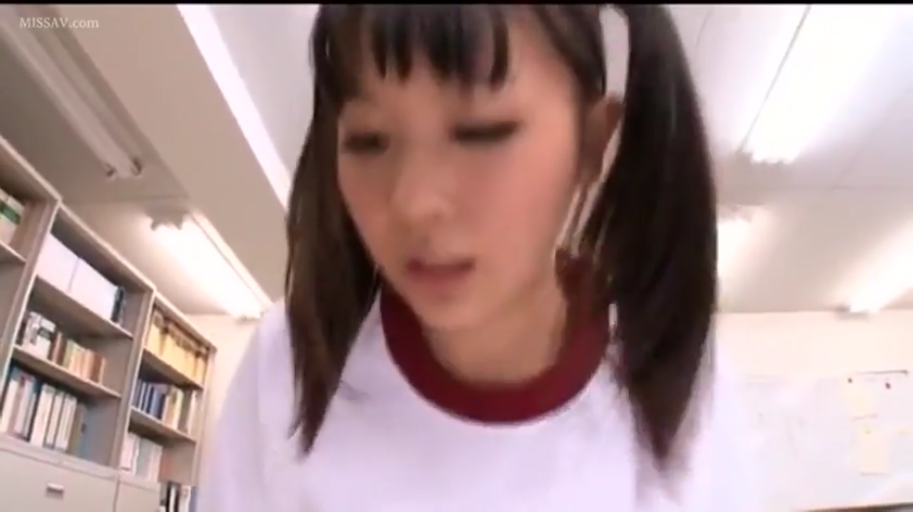 专注 · 全裸 · 卧室 · 全景 · 床 · 跪姿 · 多人 · 群交口交