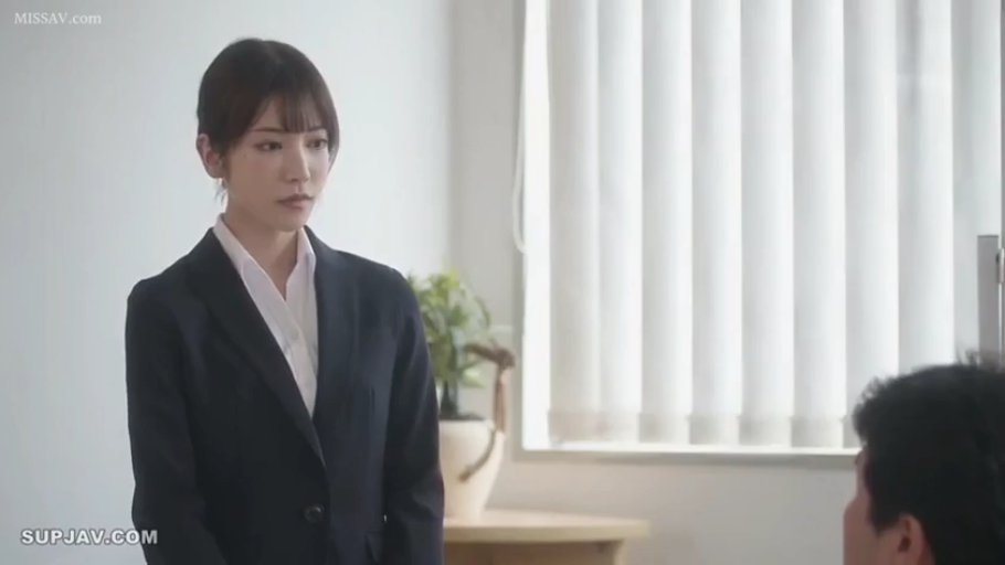 真剣 · 办公室 · 站立 · 中景 · 盆栽 · 职场女性 · 对视 · 職場スーツ