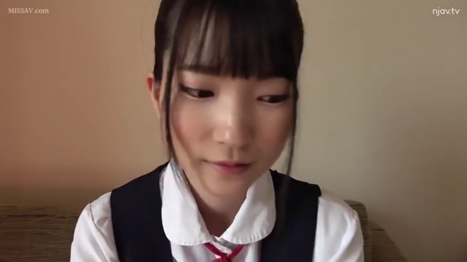 坐姿 · 胸部 · 揉乳 · 全裸 · 卧室 · 床铺 · 马赛克