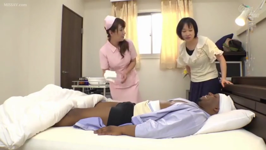 室内 · 面部 · 迷离 · 仰卧 · 颜射 · 精液 · 色情