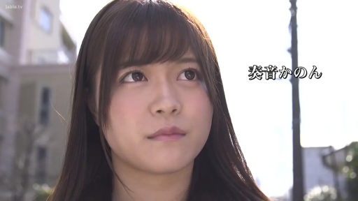 西装 · 站立 · 室外 · 背影 · 观看 · 白天