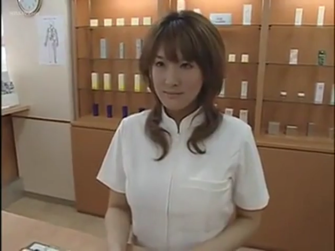 站姿 · 半身 · ビジネススーツ · 药店