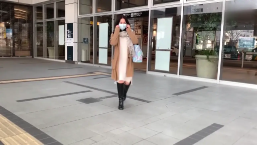 胸部 · 全裸 · 卧室 · 性行为 · 陶醉 · 仰卧 · 昏暗