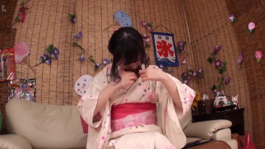 全身 · 站姿 · 摆拍 · 注视 · 内衣 · 摄影棚 · 封面