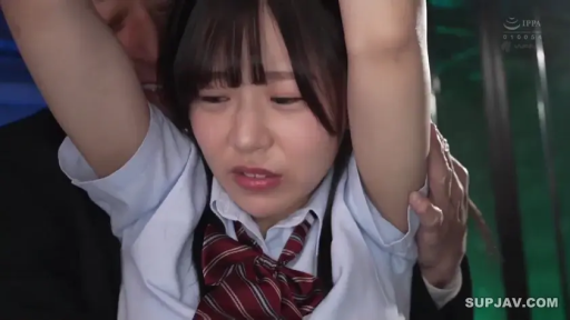 Indoor · 面部特写 · JK Uniform · 双手过头