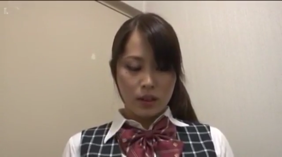 室内 · 坐姿 · 胸部 · 全裸 · 巨乳 · 自然 · 自拍