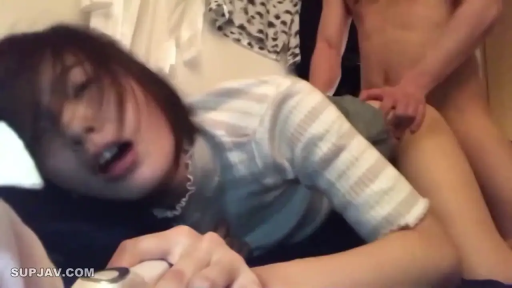 室内 · 性交 · 面部 · 后入式 · 苦痛 · バイブレーター · 動的ぼかし · 灰色条纹衫