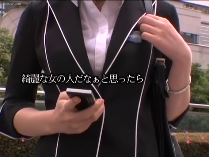 室内 · 全裸 · 马赛克 · 面部特写 · 群交 · 笑容 · 簇拥