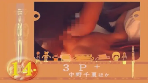 站立 · 羞涩 · 盆栽 · 面对镜头 · 客厅 · 半身 · 日常 · 蓝色蕾丝裙