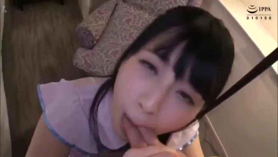 室内 · 脸部 · 口交 · 陶醉 · 跪姿 · POV · 粉色衣服