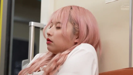 Close your eyes · White top · 侧脸特写 · Inside the train · Lean back · 粉色长发 · 沉睡