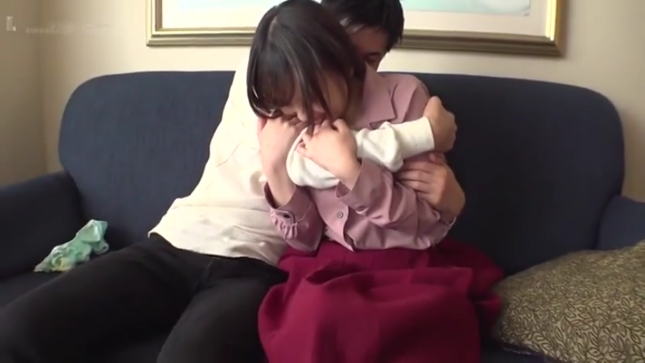 室内 · 纹身 · 下体特写 · 黑色渔网袜 · 指淫 · 大开腿 · 沉溺 · 红色束缚带
