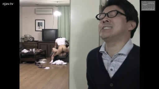 骑乘位 · 脸部 · 客厅 · 针织衫