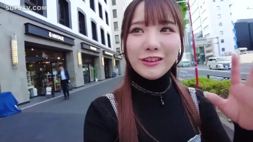 全景 · 渔网袜 · 枷锁 · 痛苦 · 户外 · 开腿坐姿 · 束缚露出 · 野外BDSM