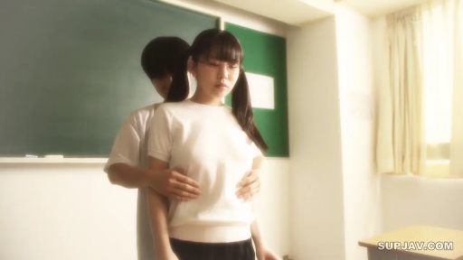 室内 · 专注 · 比基尼 · 口交 · 跪姿 · 打码 · 嘴部