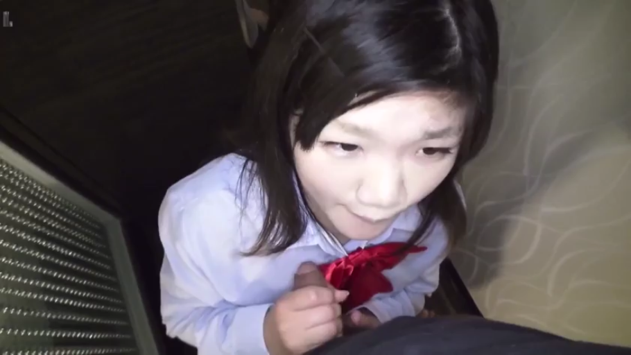 室内 · 第一视角 · 口交 · 跪姿 · 面部特写 · 阴茎 · JK制服 · 顺从