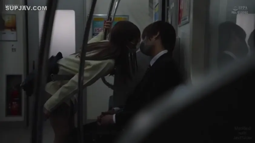 Stand · Medium shot · Armrest · 制服 · Flirting · 电车 · 公共场所