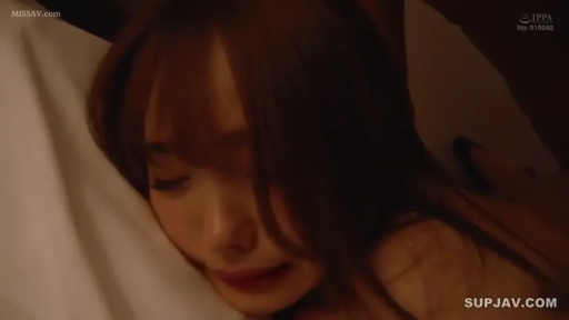 性交 · 脸部特写 · 全裸 · 卧室 · 迷离 · 枕头 · 仰卧 · 长发