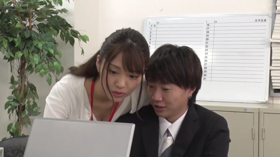 胸部 · 俯身 · 办公室 · OL装