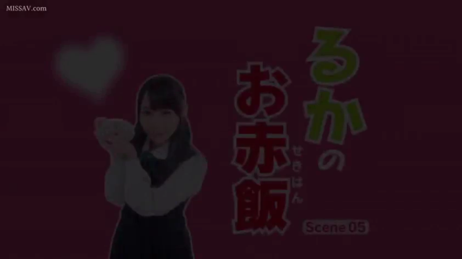 室内 · 站姿 · 摆拍 · 微笑 · JK制服 · 日文字幕 · 毛绒玩具 · 半身照