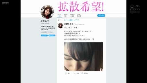 室内 · 忧郁 · 面部特写 · 社交媒体截图 · 低头姿势 · 日常便装 · 自述录制