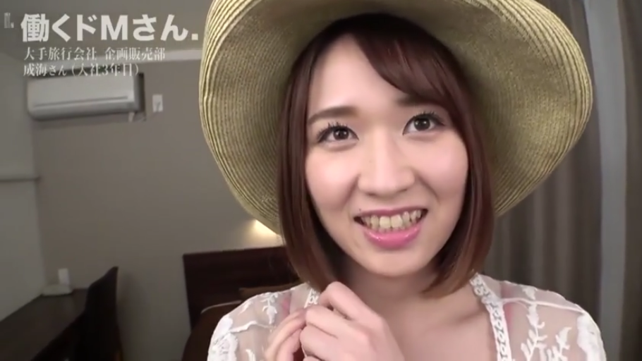 脸部特写 · 站立 · 微笑 · 凝视 · 酒店 · 草帽 · 蕾丝衫 · 齐短发