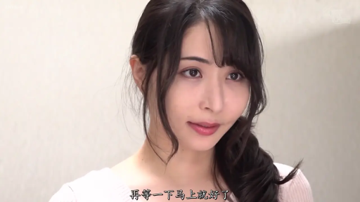 室内 · 坐姿 · 严肃 · 脸部 · 剧情 · 谈话 · 西装 · 木椅