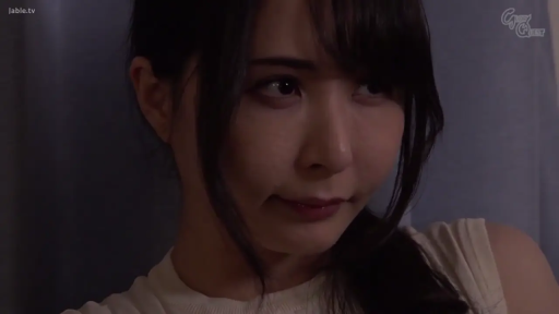 室内 · 性交 · 俯身 · 陶醉 · 床 · 面部特写 · 后入 · 黄色内衣