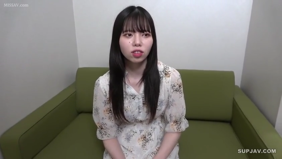 全裸 · 跪趴 · 全身特写 · 日式卧室 · 床褥被单 · 快感愉悦 · 阴道抽插 · 硬核无码