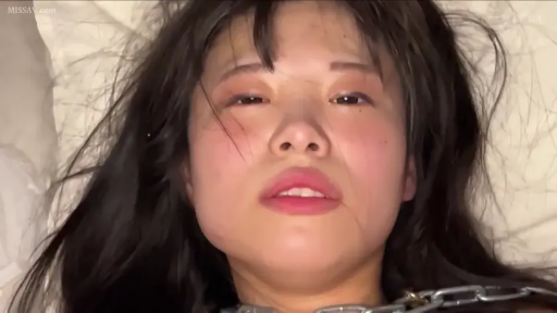 面部 · Bedroom · Hazy · Supine · SM · Nudity · 束缚 · iron chain