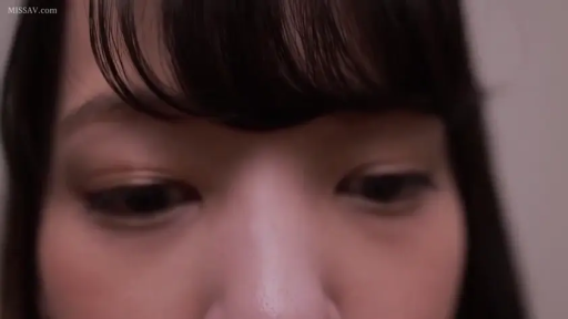 室内 · 迷离 · 面部特写 · 水印 · 俯视 · 正面