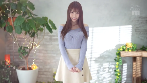 手部 · Blur · 窗边 · Light blue knitted sweater · Backlight · 按压 · 玻璃 · Lean on the window