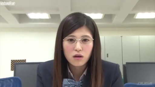 眼镜 · 办公室 · 制服 · 正坐 · 注视 · 头部特写 · 日本AV · 张嘴惊愕