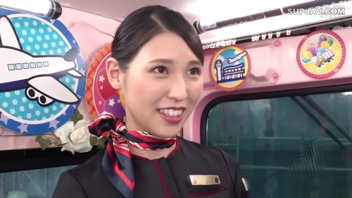 座り姿勢 · 面部 · 微笑 · 制服 · 车内 · 清纯 · 丝巾 · 亲切