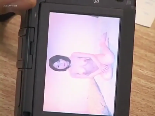 室内 · 全身 · 跪坐 · 全裸 · 摆拍