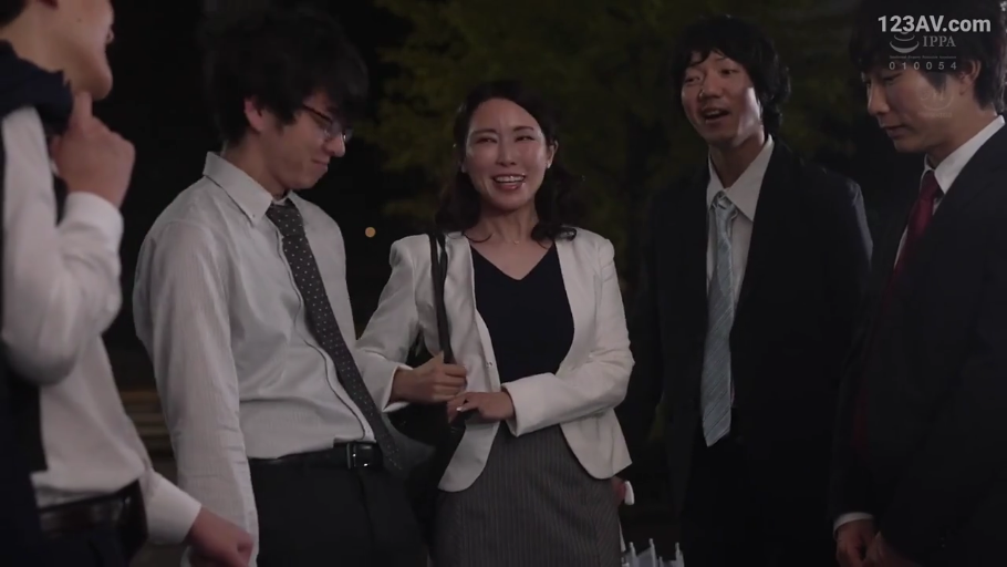 室内 · 第一视角 · 口交 · 享受 · 面部特写 · 阴茎 · 仰头 · 露肩装
