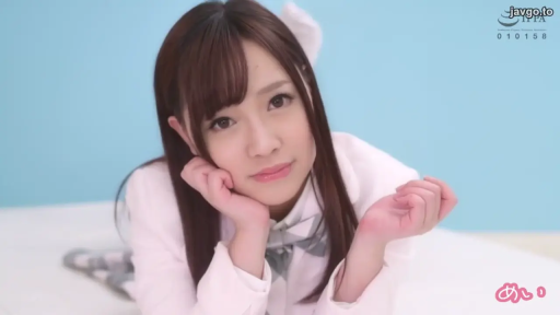 室內 · 微笑 · 面部特寫 · 趴臥 · JK制服 · 注视镜头 · 长发