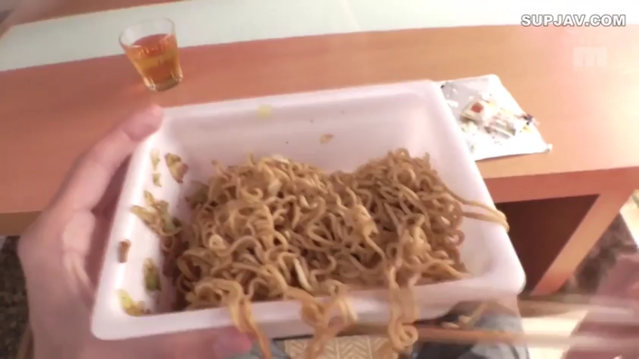 性交 · 脸部 · 全裸 · 卧室 · 仰卧 · 高潮 · 男伴