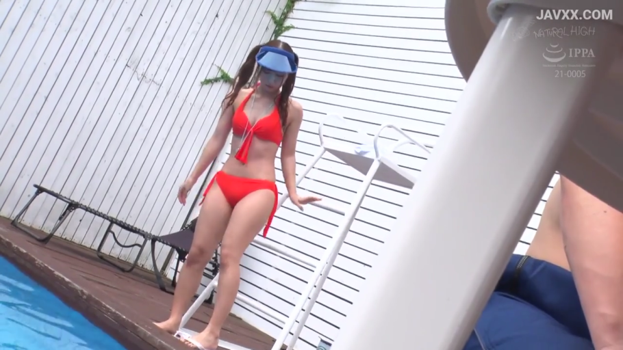 室内 · 投入 · 脸部特写 · 口交 · 马赛克 · 跪姿 · 项链 · 裸体